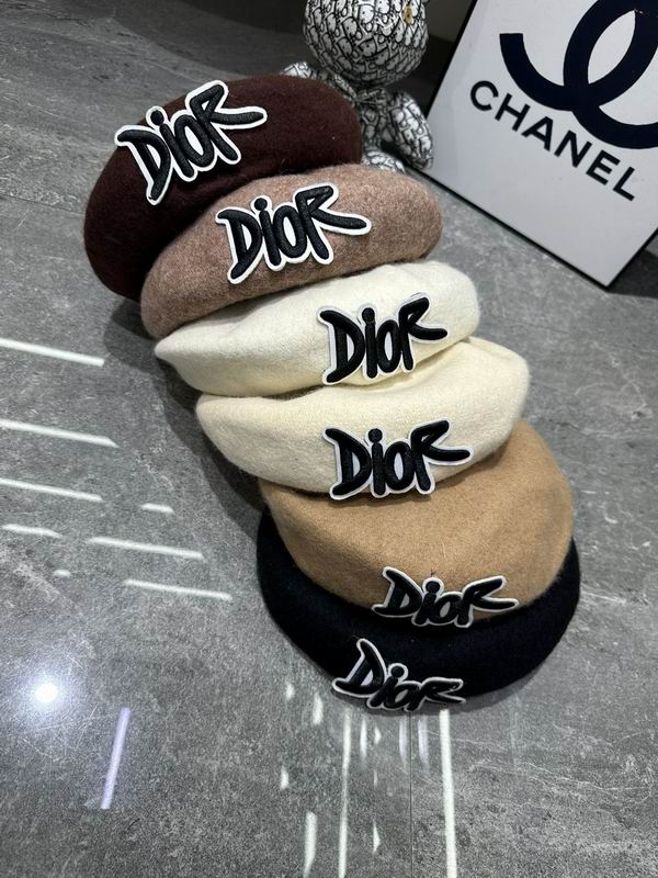 Dior beret dx38